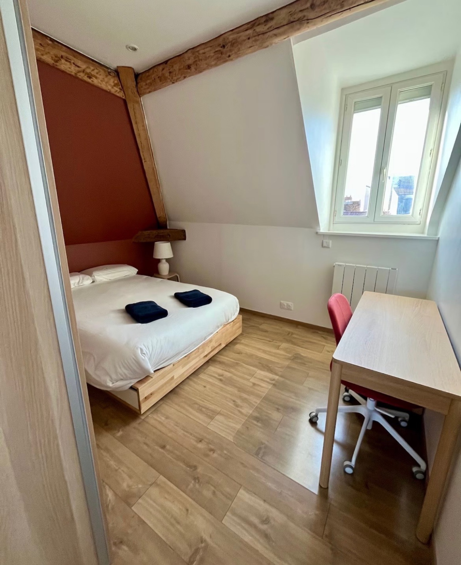 Finition soignée d'une chambre